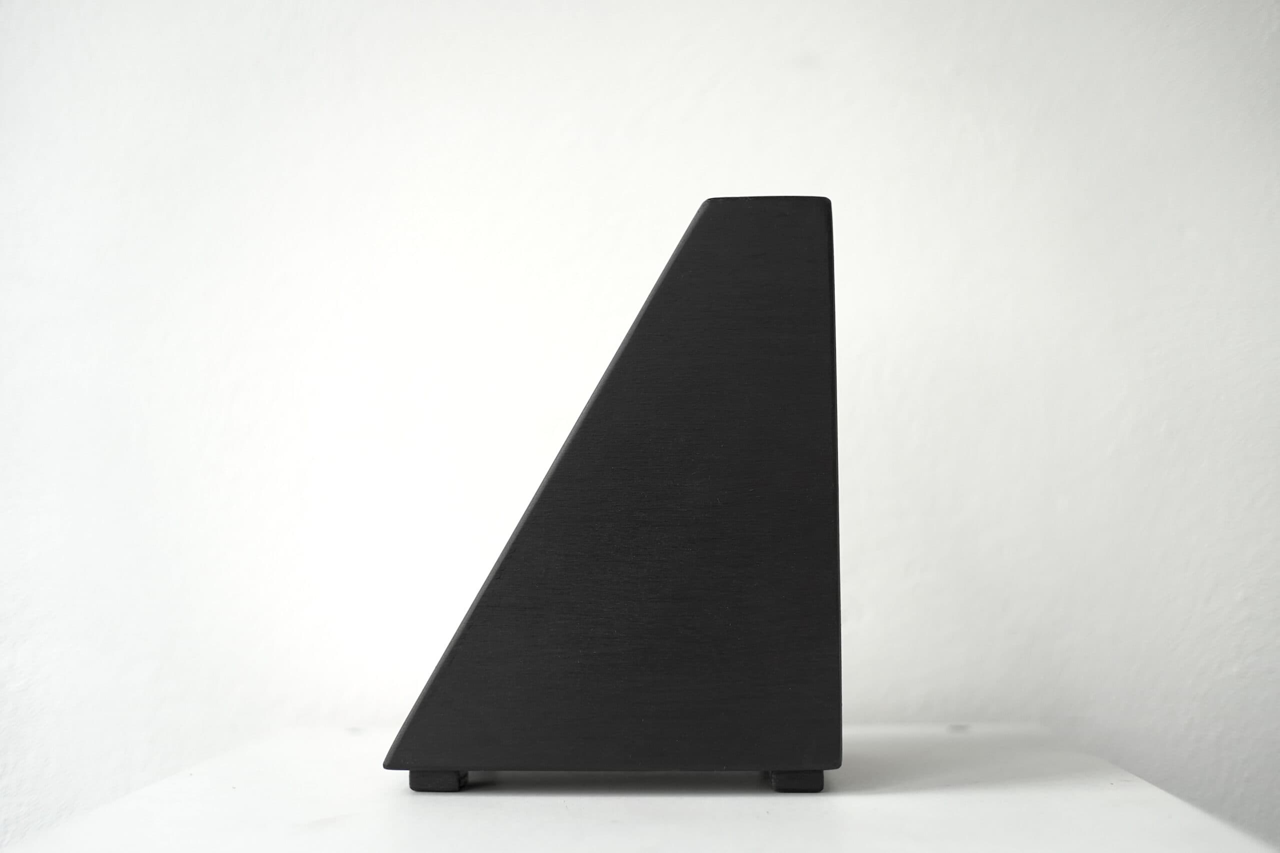 Angle — detail 3