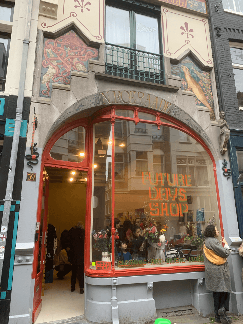 Future Days Shop